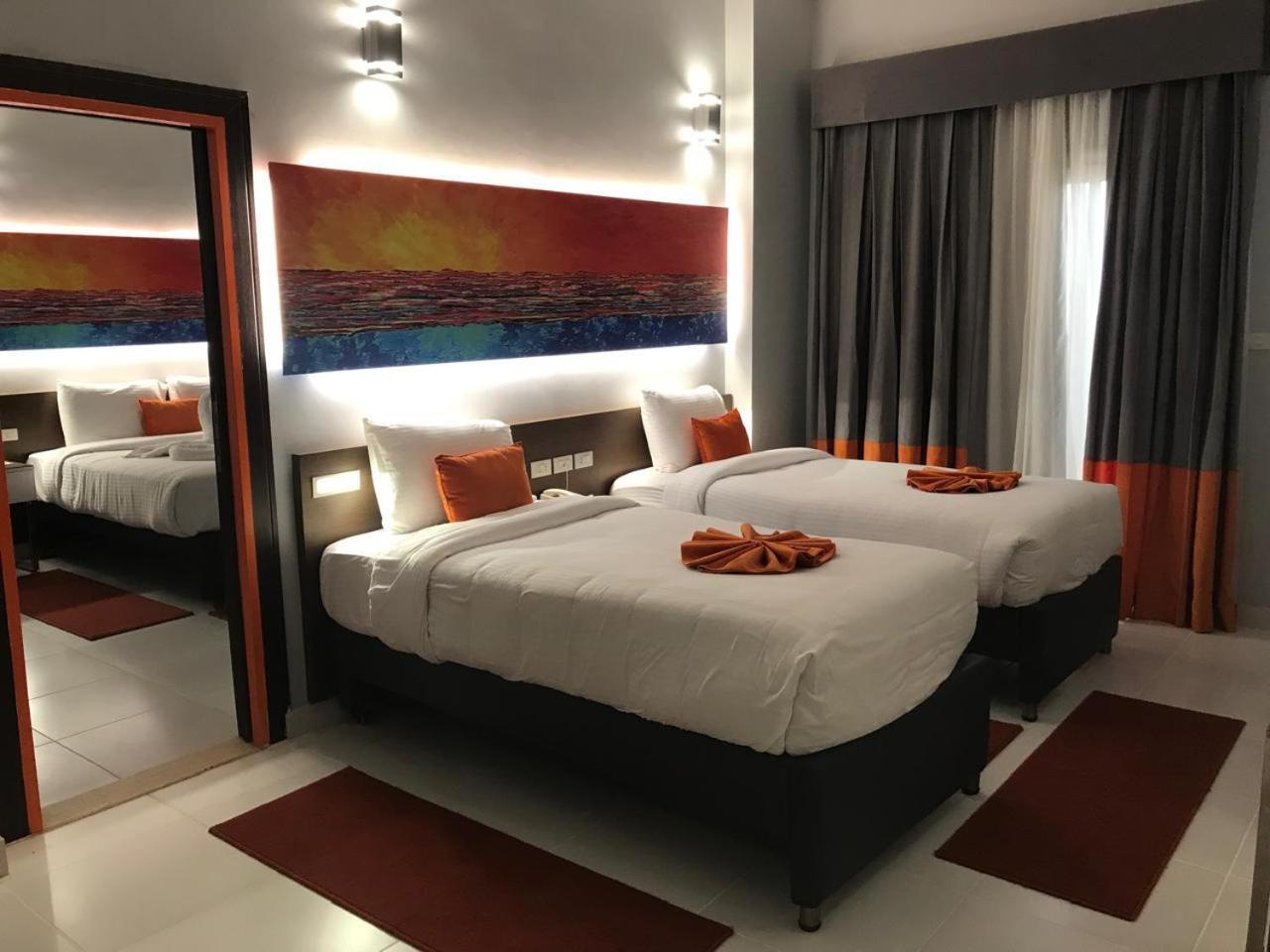 Marina Aqua Park Hotel Asszuán Kültér fotó